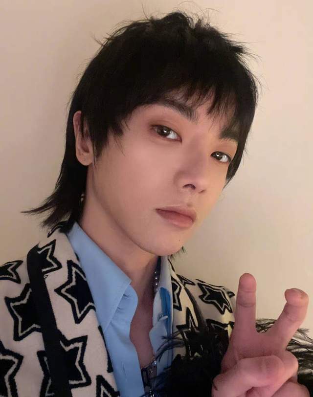 刘恺威整容后遗症_华晨宇整容_娱乐圈没整过容的明星