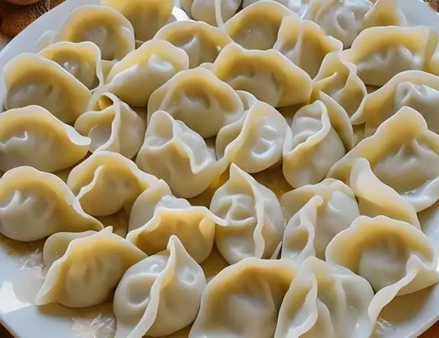 速冻饺子煮多久_煮饺子时间表_饺子是黑暗料理还是网红,