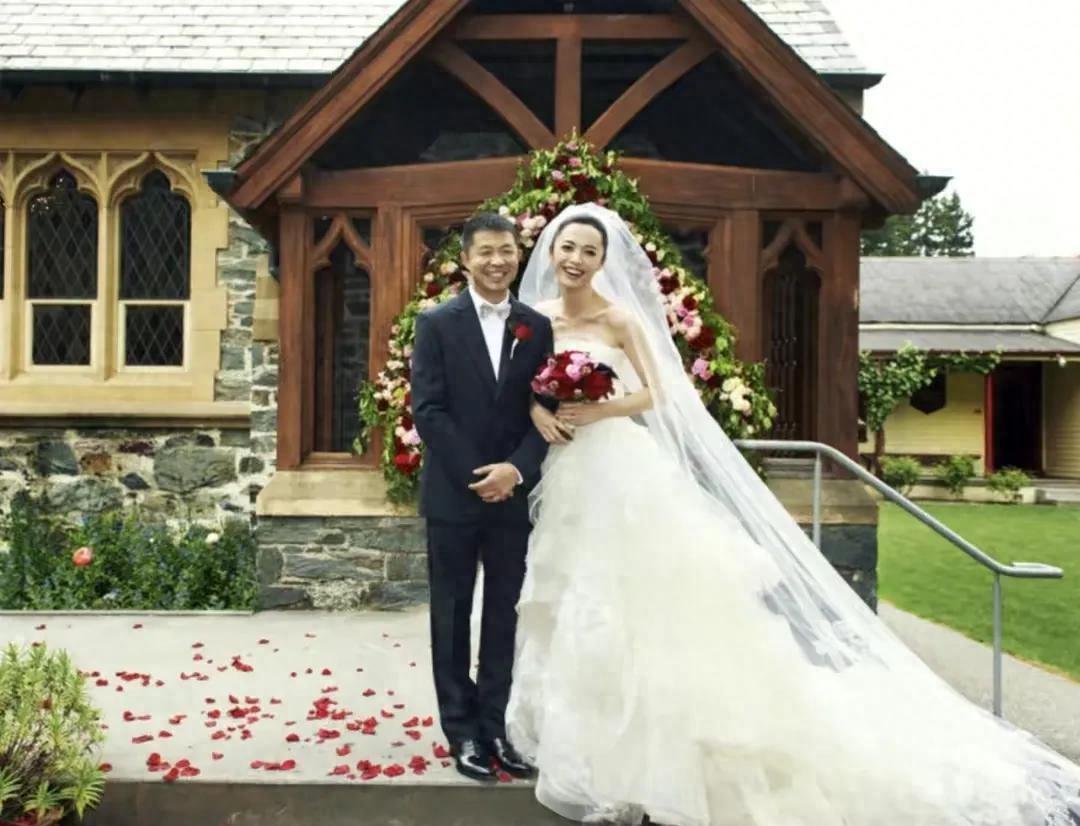 姚晨 早年经历_姚姓女明星_姚晨 职业生涯