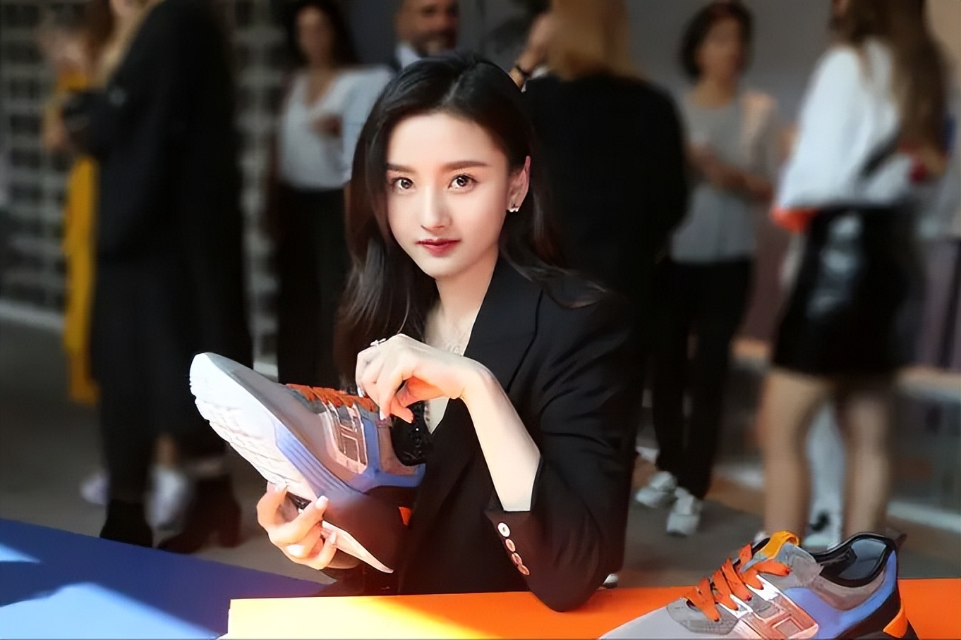 娱乐圈女星不正当关系_明星私底黑料其他明星知道吗,_宋祖儿绯闻