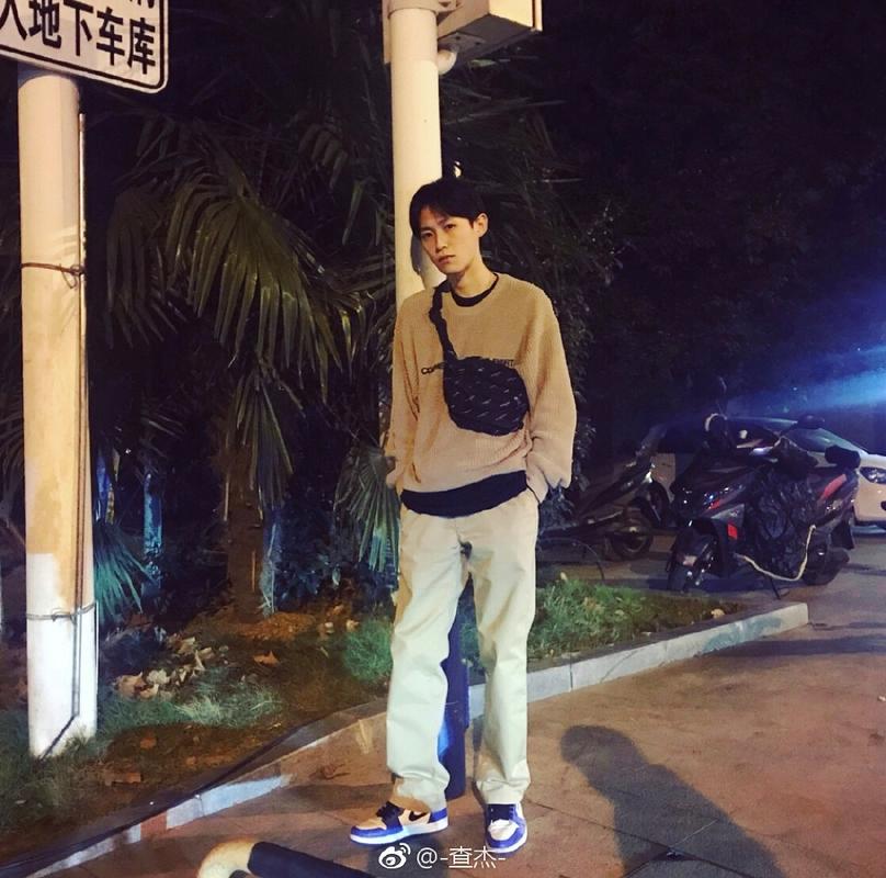 滚出演艺圈_查杰滚出娱乐圈_娱乐圈彻查