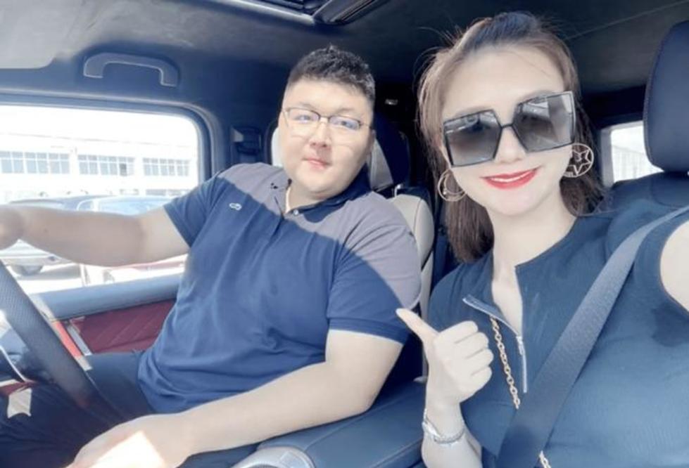 聂小雨不雅视频曝光_聂小雨AI变脸造谣事件_抖音网红聂小雨黑料不打烊,